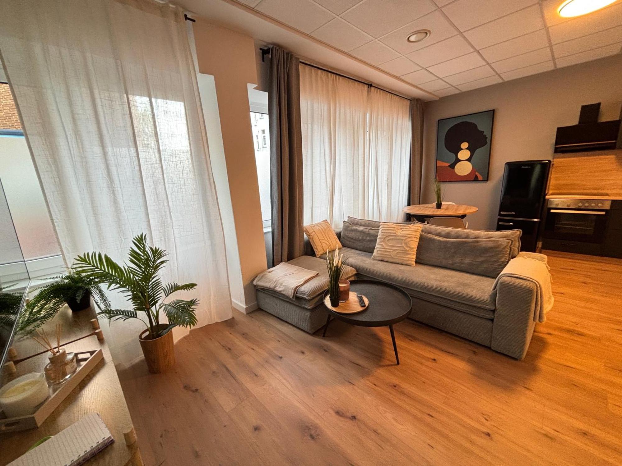 160qm - 6 - Parkplatz - Zentrum - Mallibase Apartment